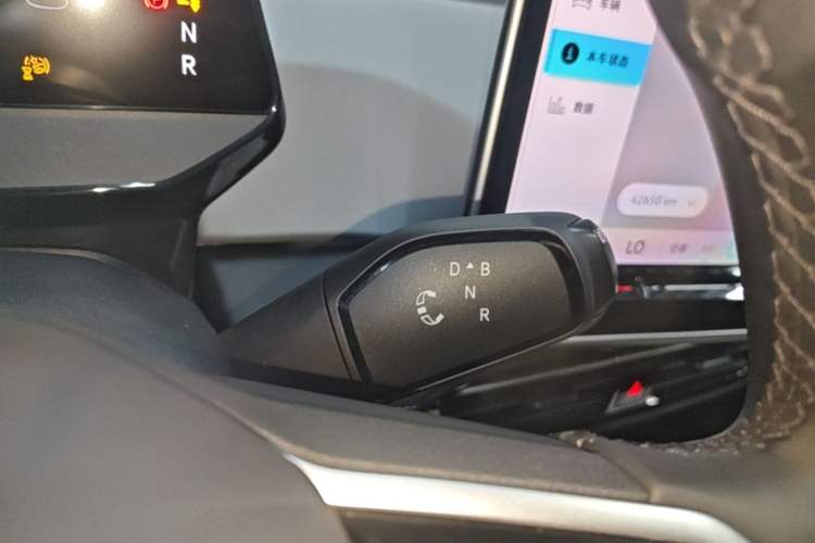 Used Volkswagen ID.3 2025 Smart Edition Outstanding Model Gear Lever