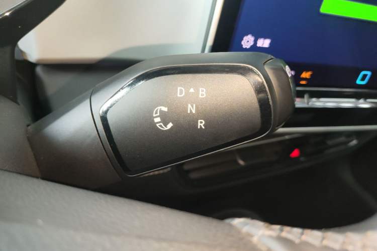 Used Volkswagen ID.3 2025 Smart Edition Outstanding Model Gear Lever