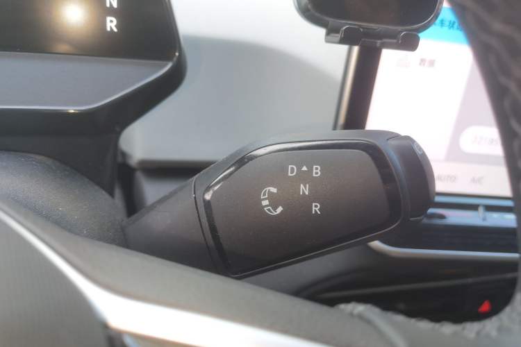 Used Volkswagen ID.3 2025 Smart Edition Outstanding Model Gear Lever