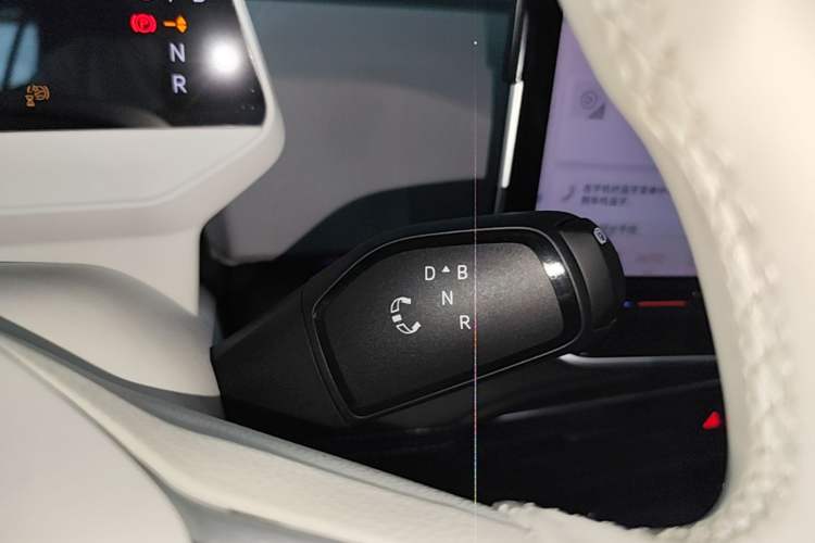 Used Volkswagen ID.3 2025 Smart Edition Ultra-Intelligent Version Gear Lever