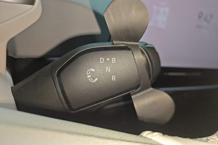Used Volkswagen ID.3 2025 Smart Edition Outstanding Model Gear Lever
