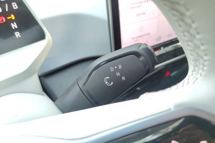 Used Volkswagen ID.3 2025 Smart Edition Ultra-Intelligent Version Gear Lever