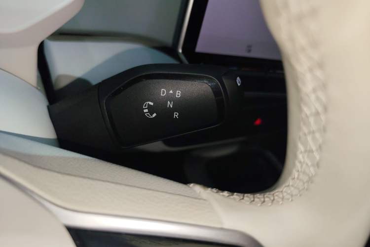 Used Volkswagen ID.3 2025 Revised Version Smart Edition Outstanding Grade Gear Lever