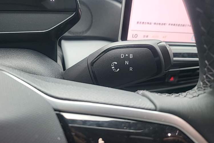 Used Volkswagen ID.3 2025 Revised Version Smart Edition Outstanding Grade Gear Lever