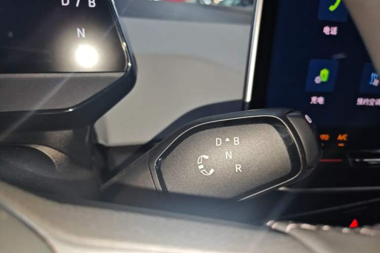 Used Volkswagen ID.3 2025 Smart Edition Outstanding Model Gear Lever