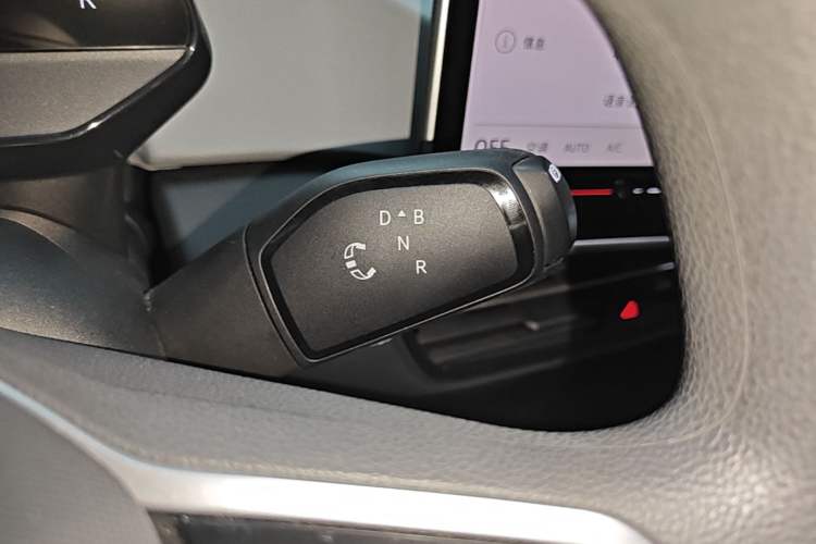Used Volkswagen ID.3 2025 Smart Version Pure & Intelligent Enjoyment Edition Gear Lever
