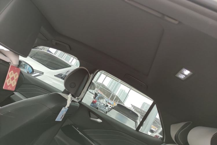 Used Volkswagen ID.3 2025 Smart Edition Outstanding Model Headliner