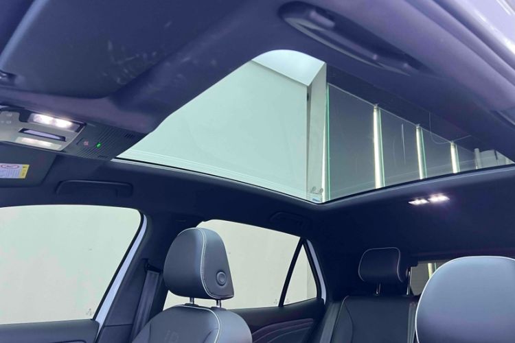 Used Volkswagen ID.3 2025 Smart Edition Outstanding Model Headliner