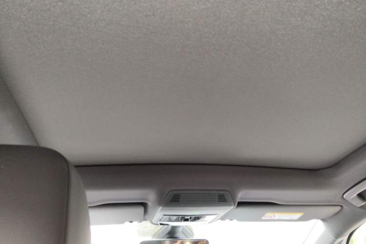 Used Volkswagen ID.3 2025 Smart Edition Outstanding Model Headliner