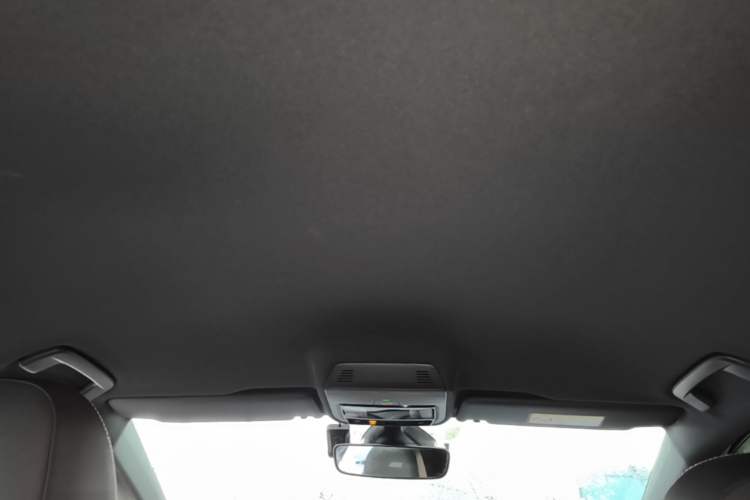 Used Volkswagen ID.3 2025 Smart Version Pure & Intelligent Enjoyment Edition Headliner