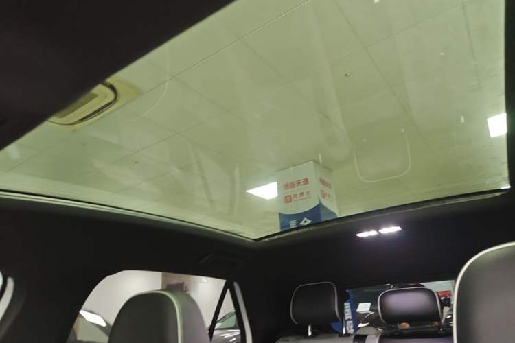 Used Volkswagen ID.3 2025 Smart Edition Outstanding Model Headliner
