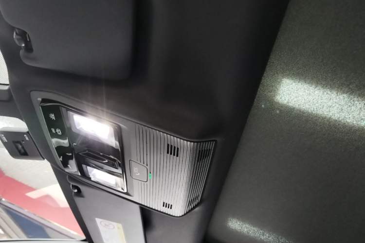 Used Volkswagen ID.3 2025 Smart Edition Outstanding Model Headliner