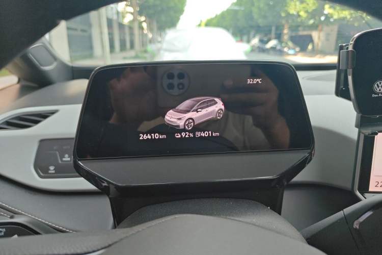 Used Volkswagen ID.3 2025 Smart Edition Outstanding Model Instrument Cluster