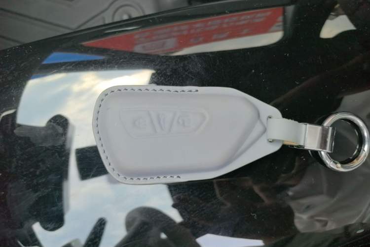 Used Volkswagen ID.3 2025 Smart Model Outstanding Oxygen Edition Interior 1