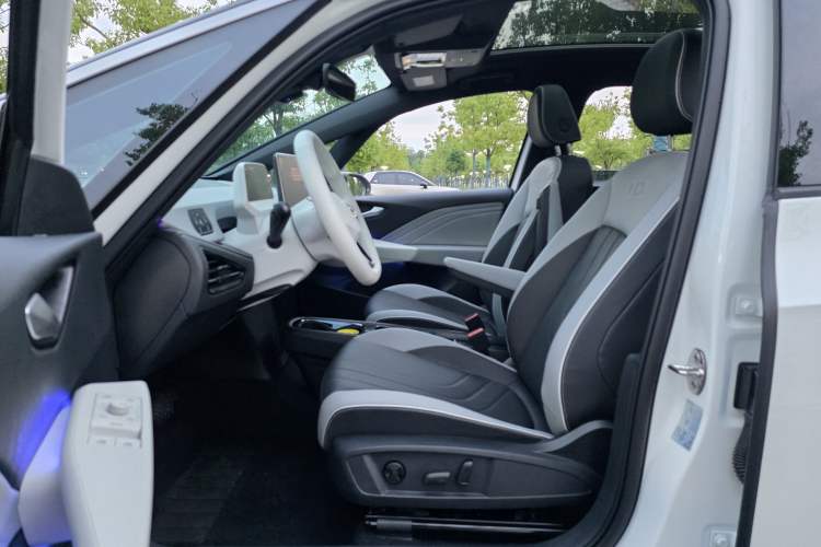Used Volkswagen ID.3 2025 Smart Edition Ultra-Intelligent Oxygen Version Interior 1