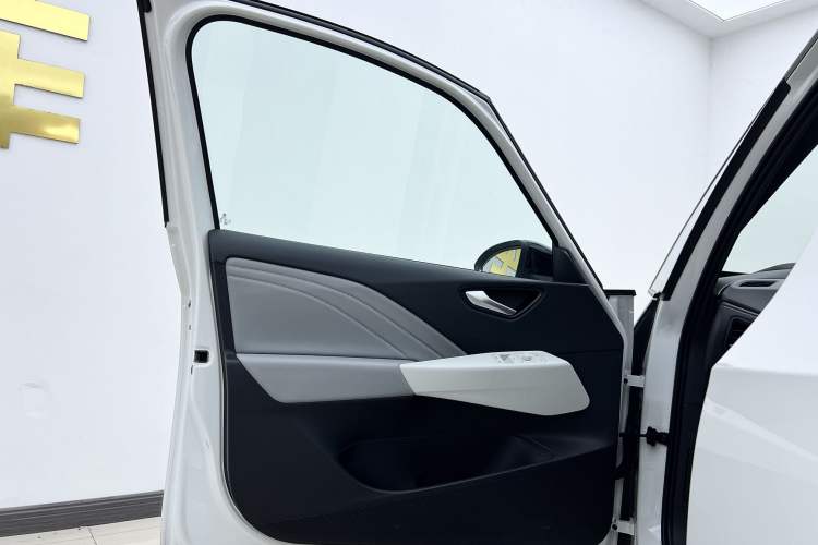 Used Volkswagen ID.3 2025 Smart Edition Ultra-Intelligent Oxygen Version Interior 11