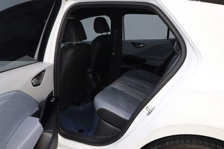 Used Volkswagen ID.3 2025 Revised Version Smart Edition Outstanding Grade Interior 2