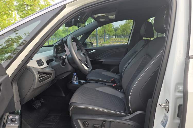 Used Volkswagen ID.3 2025 Smart Edition Outstanding Model Interior 3