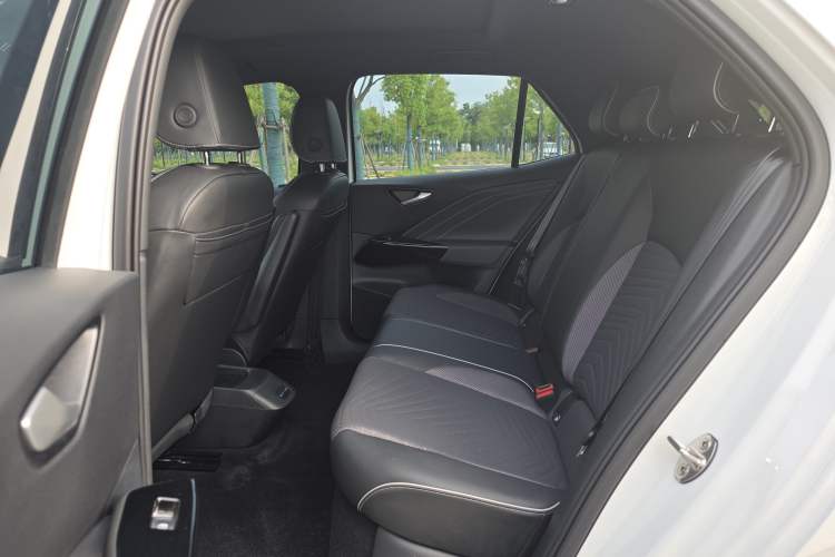 Used Volkswagen ID.3 2025 Smart Edition Outstanding Model Interior 4