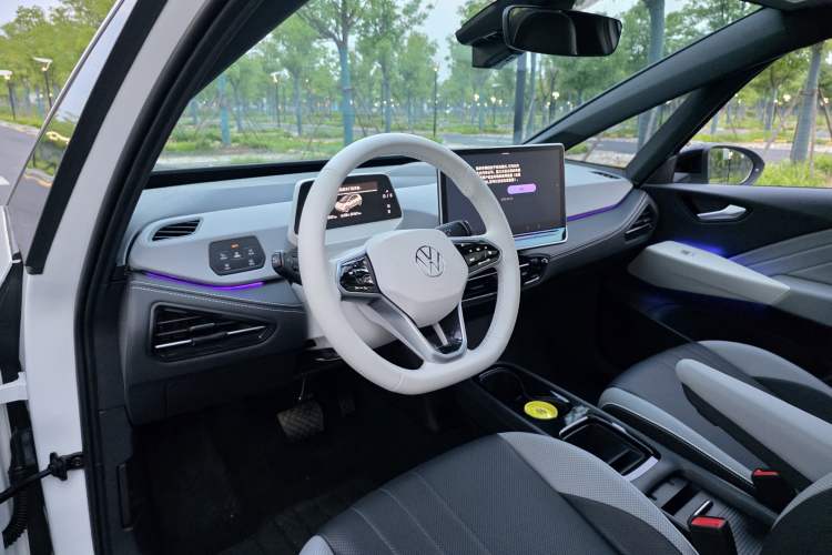 Used Volkswagen ID.3 2025 Smart Edition Ultra-Intelligent Oxygen Version Interior 4