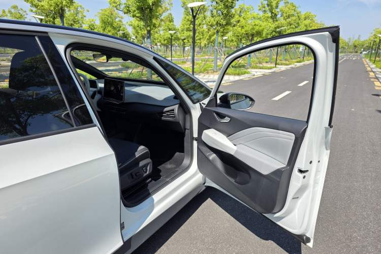 Used Volkswagen ID.3 2025 Smart Edition Outstanding Model Interior 7