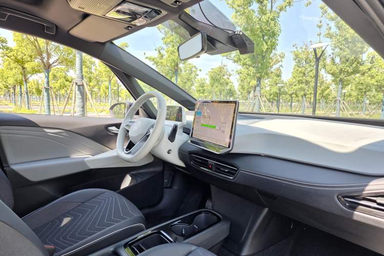 Used Volkswagen ID.3 2025 Smart Edition Outstanding Model Interior 8