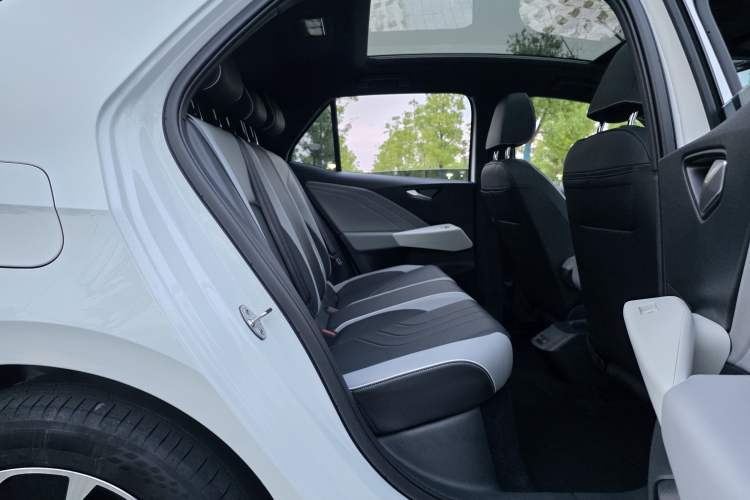 Used Volkswagen ID.3 2025 Smart Edition Ultra-Intelligent Oxygen Version Interior 9