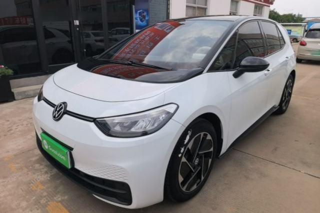 Used Volkswagen ID.3 2025 Smart Model Outstanding Oxygen Edition