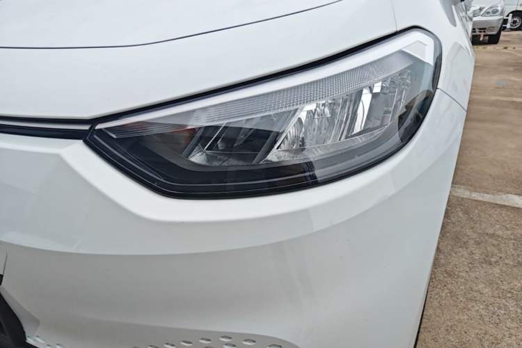 Used Volkswagen ID.3 2025 Smart Edition Outstanding Model Left Front Headlight