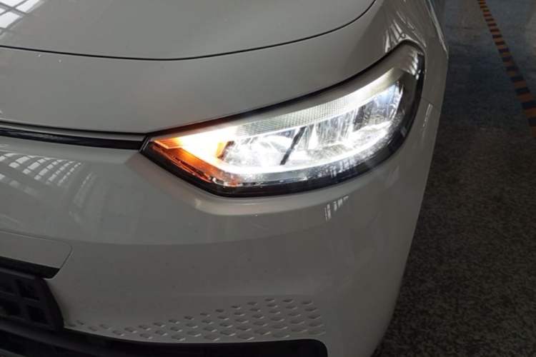 Used Volkswagen ID.3 2025 Smart Edition Outstanding Model Left Front Headlight