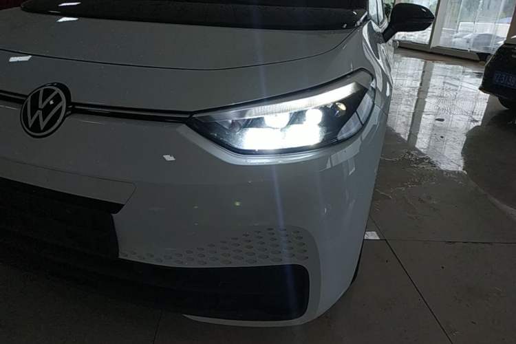 Used Volkswagen ID.3 2025 Smart Edition Outstanding Model Left Front Headlight
