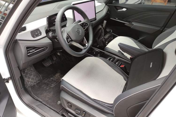 Used Volkswagen ID.3 2025 Smart Edition Outstanding Model Left Front Seat