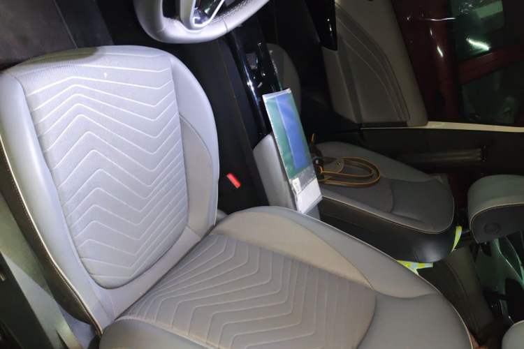 Used Volkswagen ID.3 2025 Revised Version Smart Edition Outstanding Grade Left Front Seat