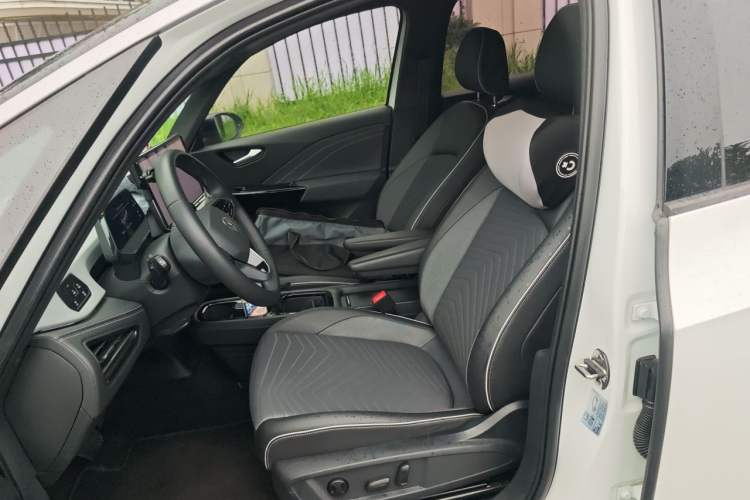Used Volkswagen ID.3 2025 Smart Edition Outstanding Model Left Front Seat