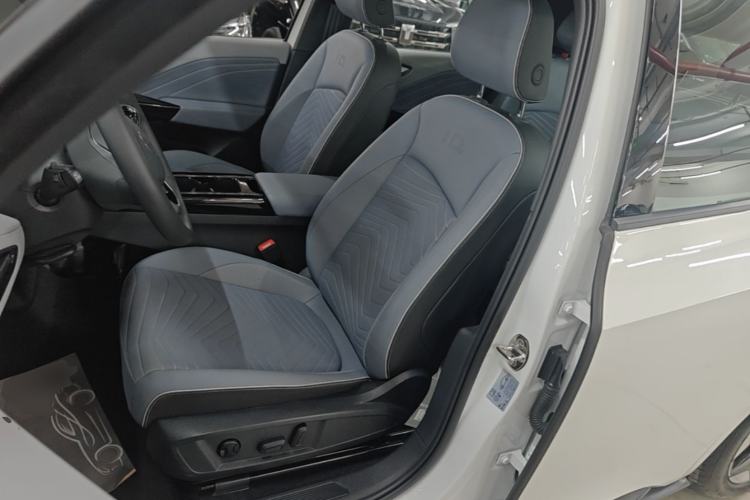 Used Volkswagen ID.3 2025 Revised Version Smart Edition Outstanding Grade Left Front Seat