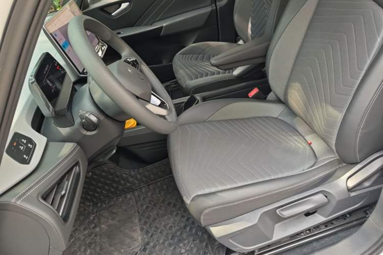 Used Volkswagen ID.3 2025 Smart Version Pure & Intelligent Enjoyment Edition Left Front Seat