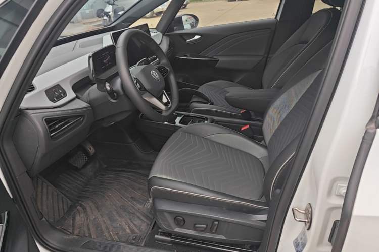 Used Volkswagen ID.3 2025 Smart Edition Outstanding Model Left Front Seat
