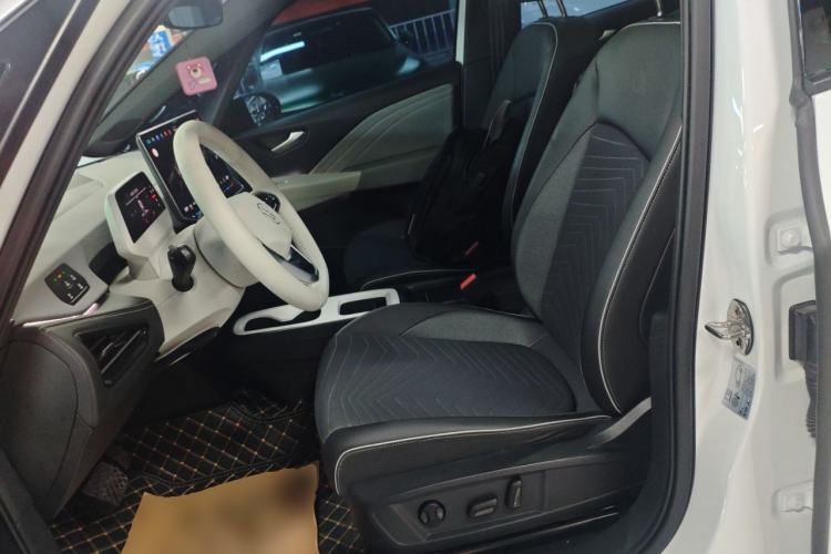 Used Volkswagen ID.3 2025 Smart Model Outstanding Oxygen Edition Left Front Seat