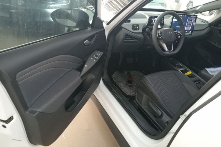 Used Volkswagen ID.3 2025 Smart Version Pure & Intelligent Enjoyment Edition Left Front Seat