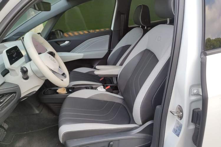 Used Volkswagen ID.3 2025 Smart Edition Ultra-Intelligent Version Left Front Seat