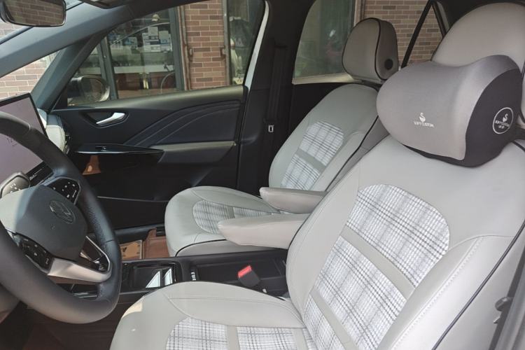 Used Volkswagen ID.3 2025 Smart Model Outstanding Oxygen Edition Left Front Seat
