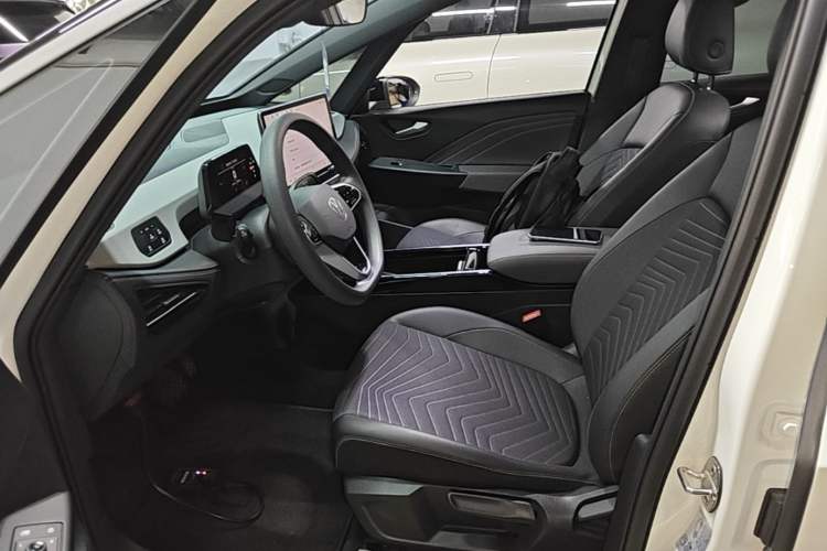 Used Volkswagen ID.3 2025 Smart Version Pure & Intelligent Enjoyment Edition Left Front Seat