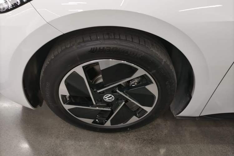 Used Volkswagen ID.3 2025 Smart Edition Ultra-Intelligent Version Left Front Wheel Hub