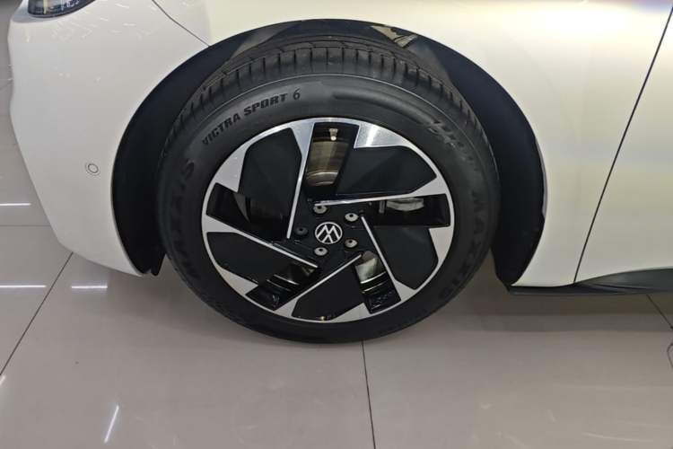 Used Volkswagen ID.3 2025 Smart Edition Ultra-Intelligent Version Left Front Wheel Hub