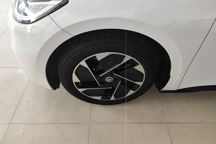Used Volkswagen ID.3 2025 Smart Edition Ultra-Intelligent Version Left Front Wheel Hub