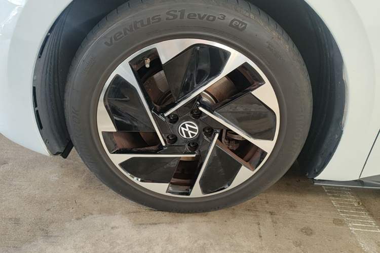 Used Volkswagen ID.3 2025 Smart Edition Ultra-Intelligent Version Left Front Wheel Hub
