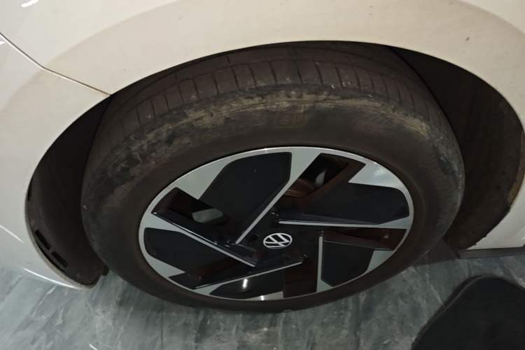 Used Volkswagen ID.3 2025 Smart Version Pure & Intelligent Enjoyment Edition Left Front Wheel Hub