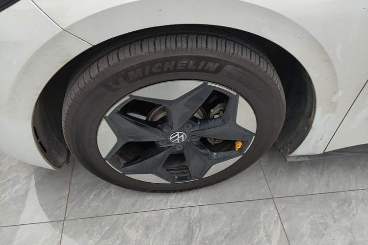 Used Volkswagen ID.3 2025 Revised Version Smart Edition Outstanding Grade Left Front Wheel Hub
