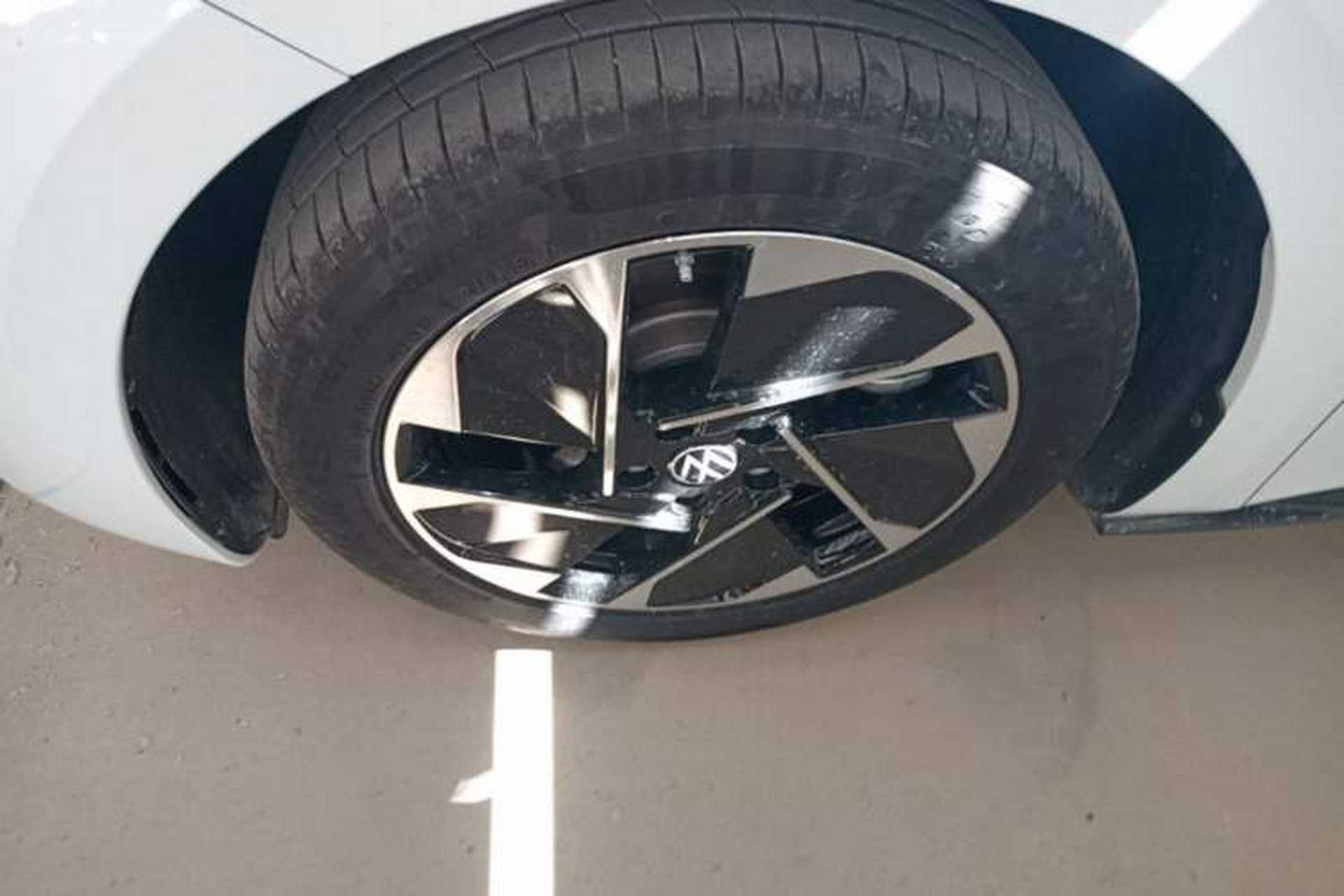 Used Volkswagen ID.3 2025 Smart Version Pure & Intelligent Enjoyment Edition Left Front Wheel Hub