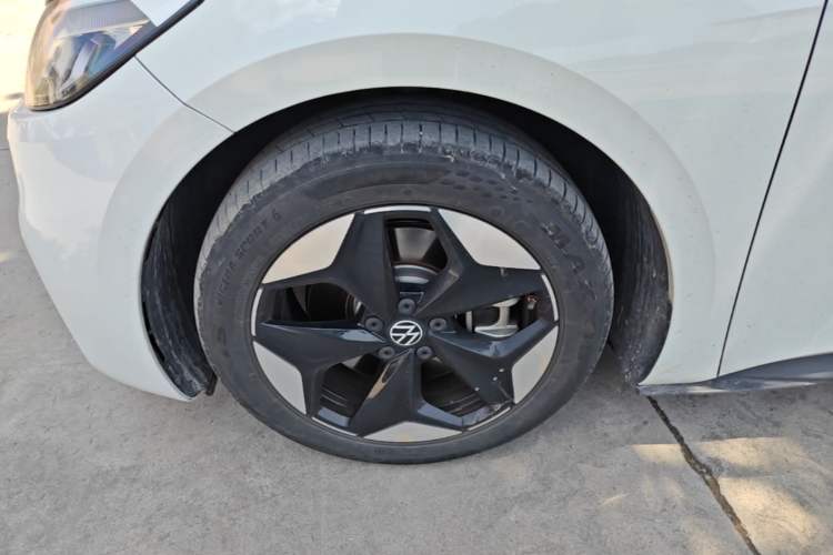 Used Volkswagen ID.3 2025 Revised Version Smart Edition Purely Intelligent Enjoyment Version Left Front Wheel Hub